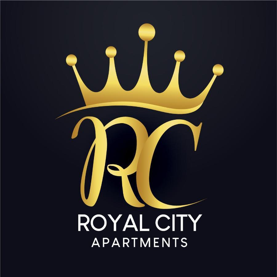 Royal City Apartments Яйце Екстер'єр фото