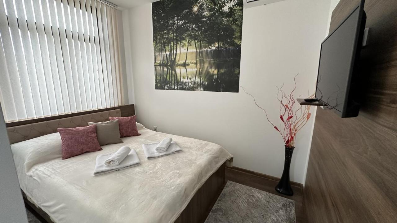 Royal City Apartments Яйце Екстер'єр фото